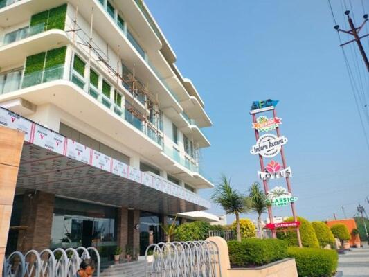 Afc Hotel Indore Exteriör bild